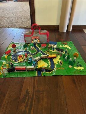 Thomas & Friends Red & Blue Carry Bag with Green Play Mat Train Set